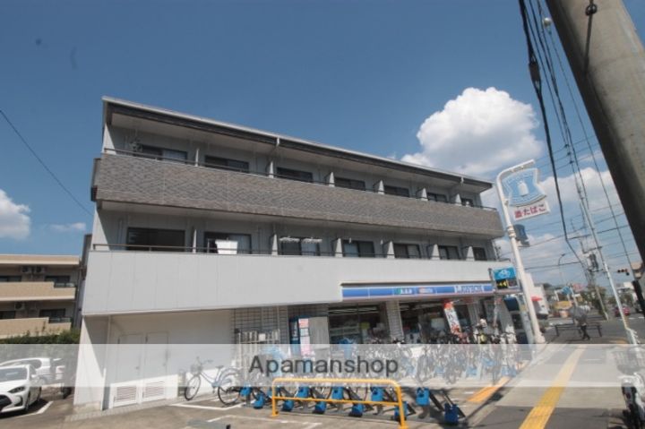 エスポア八田の外観