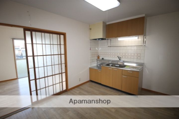 コーポやすり苑の居間