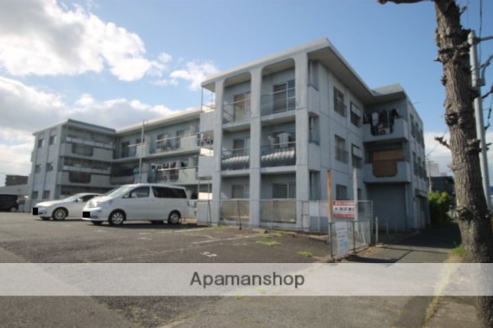 コーポやすり苑の外観