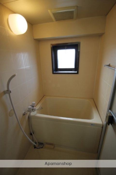 ブラザービル八幡の風呂