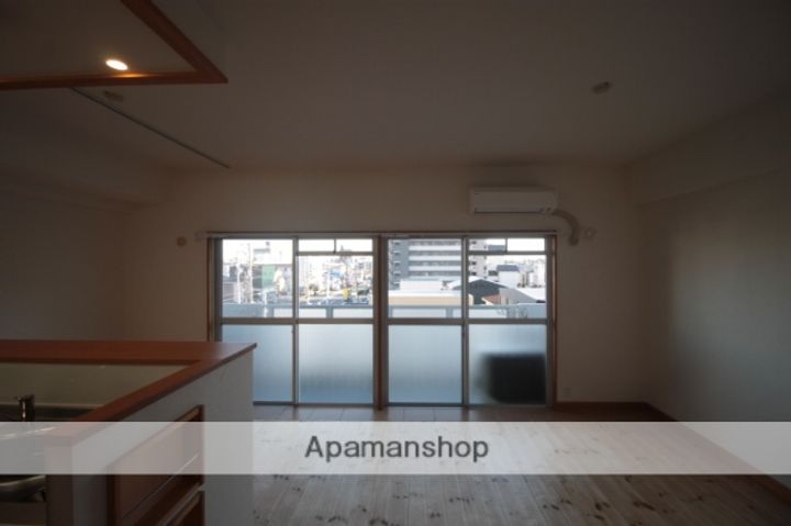 ドヌール諏訪の内装