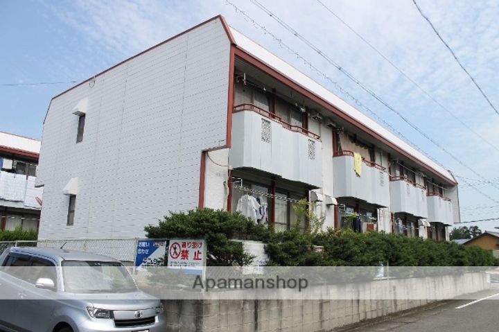 ファミール清水C1の外観