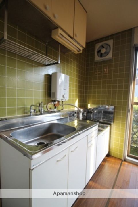 ファミール清水C1のキッチン