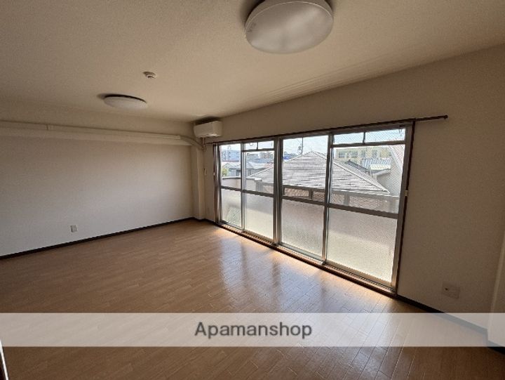 コーポニュー中川の内装