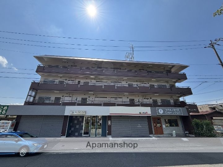 コーポニュー中川の外観