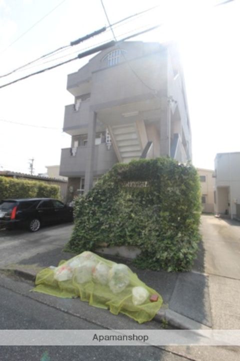 クリスタルシャトーの外観