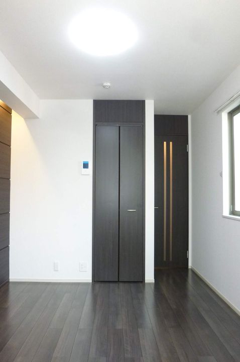 サン・ノーブルの居間