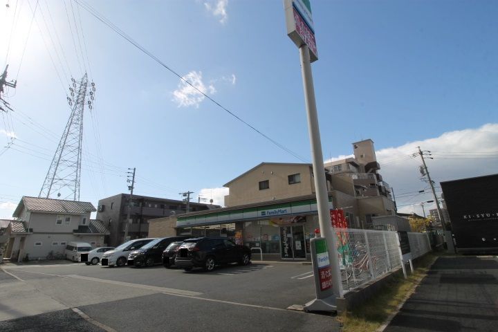 サン・ノーブルの周辺