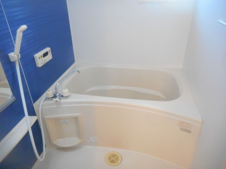 ポン ド トロワ Bの風呂