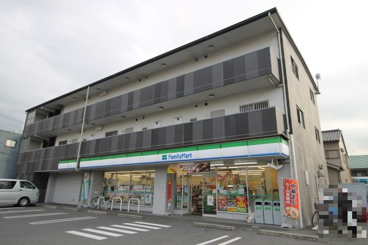 オリーブ ガーデンの周辺