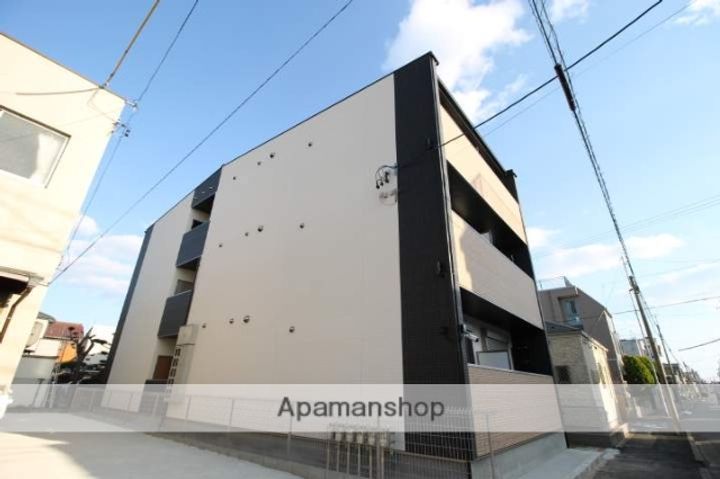 メゾン・ド・ソレイユ黄金の外観