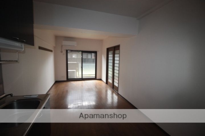 グラフィージュの内装