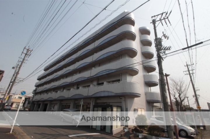 シャンポール並木の外観