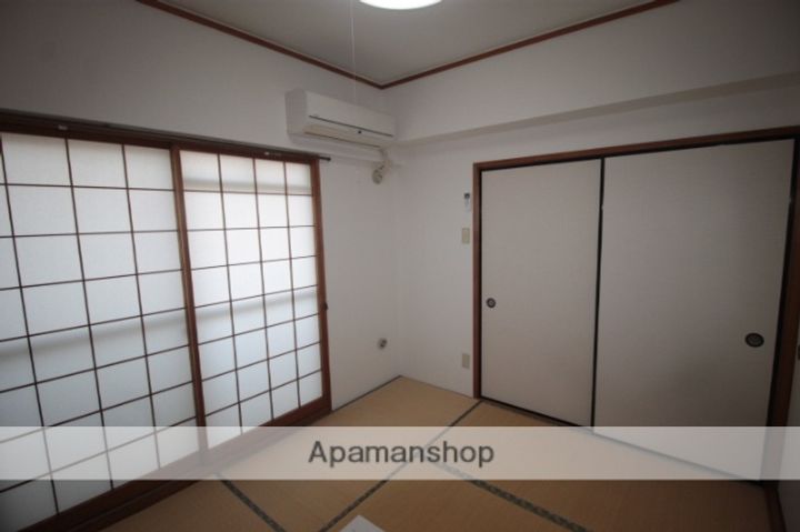 シャンポール並木の内装