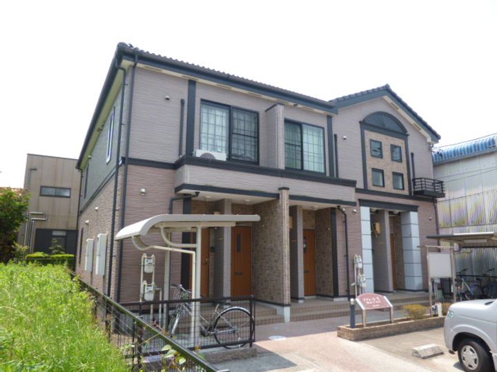 プラシード・Tの外観