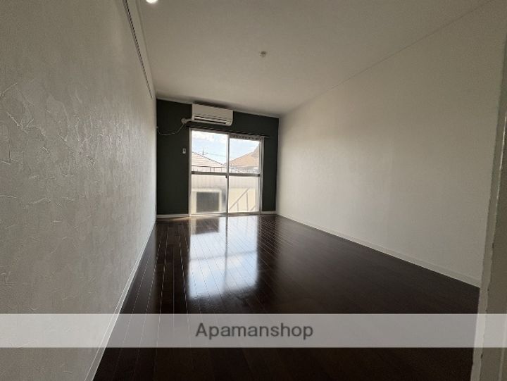 ハウスグリーンヒルの居間