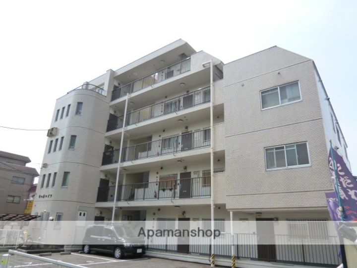 牧の原ハイツの外観