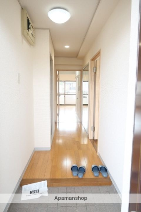 正和 マンションの玄関