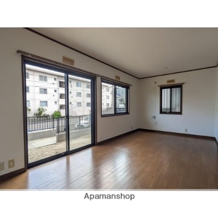 愛知県名古屋市名東区亀の井3丁目(一戸建)の賃貸物件の居間