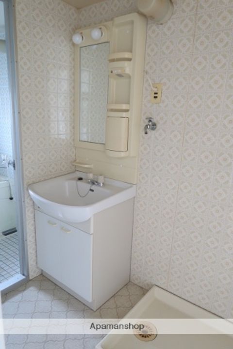 第3岸田ビル.の内装