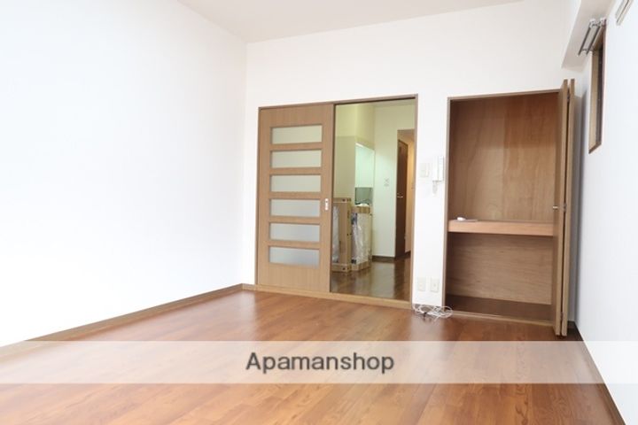 サルム上社.の居間