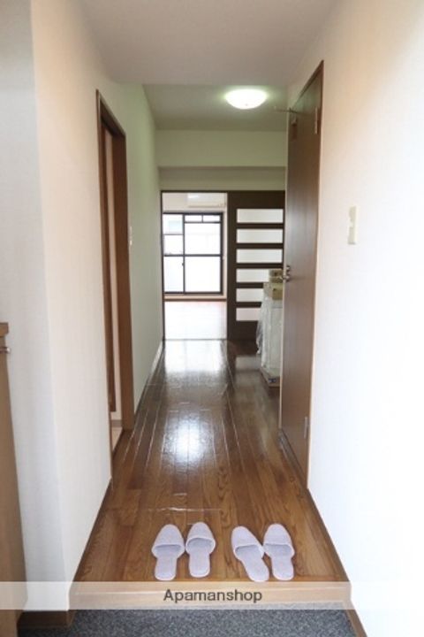 サルム上社.の玄関