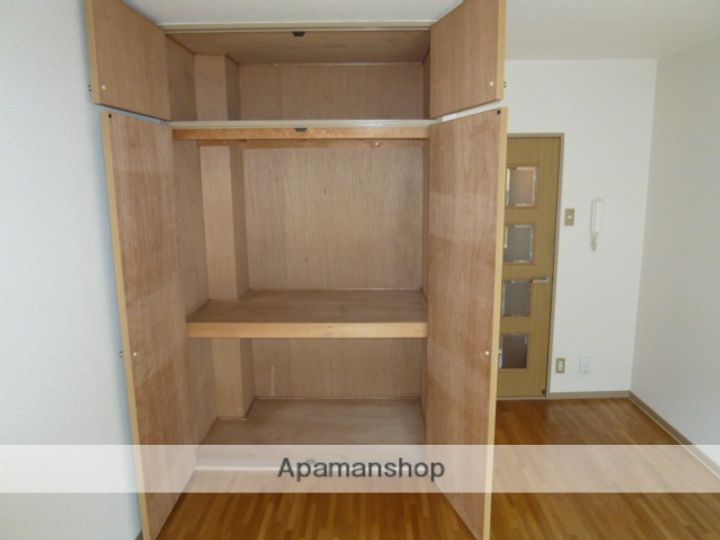 ヒルズ森の内装