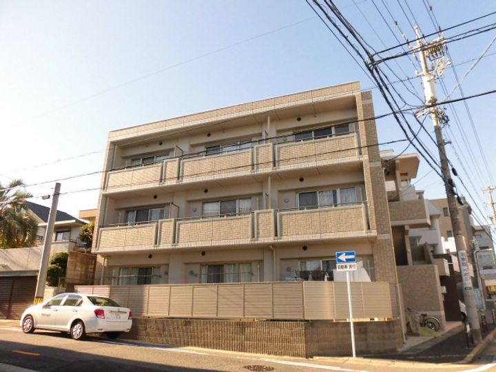 プランドール高社の外観