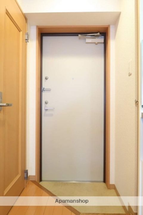 イースタンヒルズ一社.の玄関
