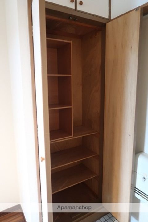 ヴィラ社ヶ丘Ⅱ@の内装