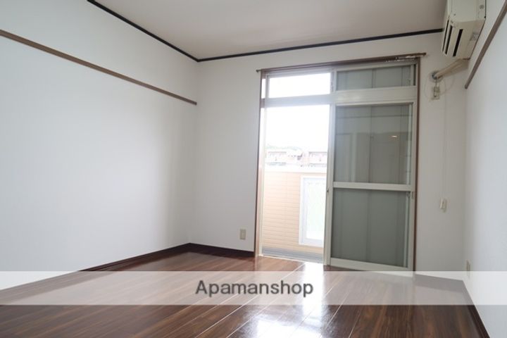 ヴィラ社ヶ丘Ⅱ@の内装