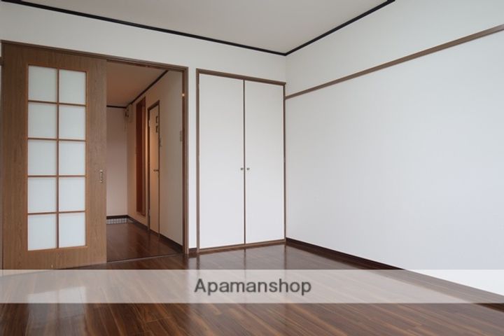 ヴィラ社ヶ丘Ⅱ@の内装