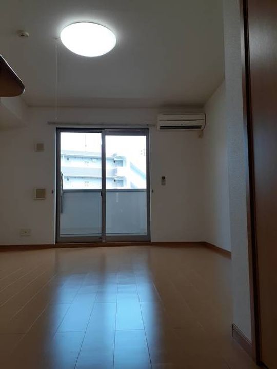 マーブルコート102の居間