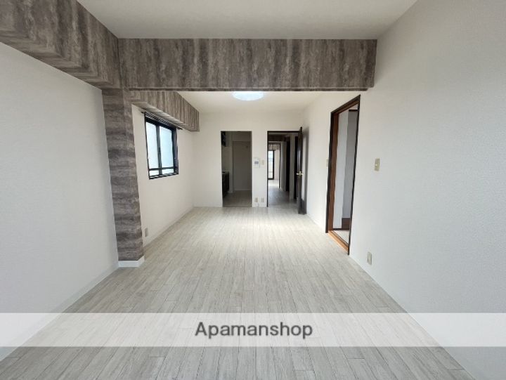 ライフク猪高台.の居間