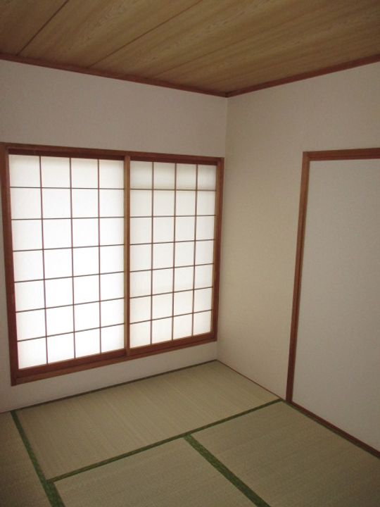 ラウムズ虹ヶ丘302の内装