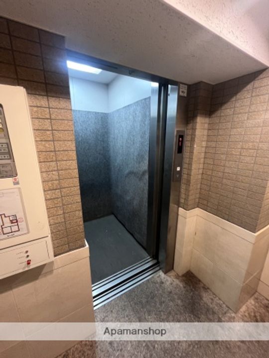 愛知県名古屋市千種区星が丘元町の賃貸マンションの外観