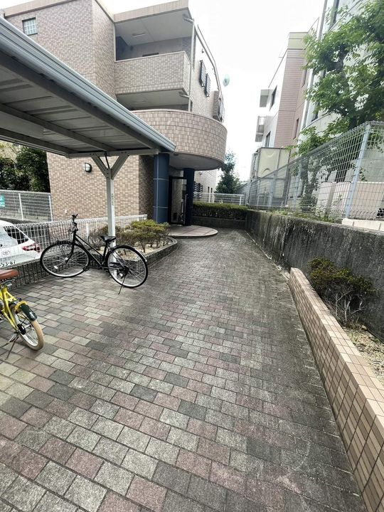 サンハイム長久手の外観