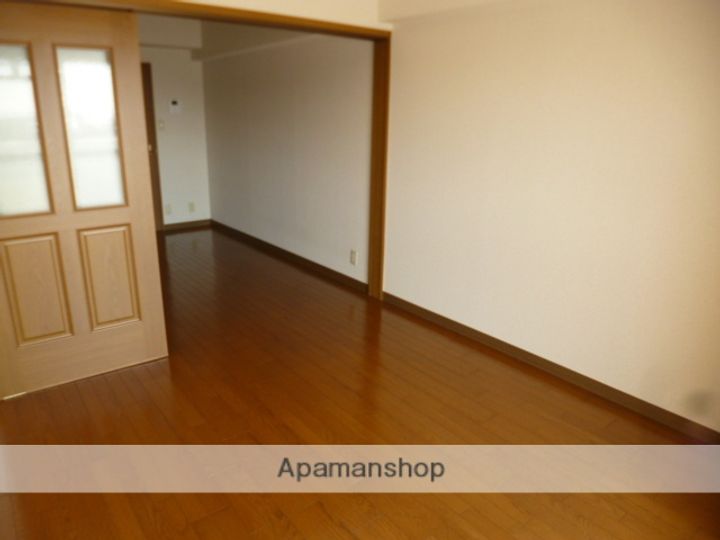 シャトーオオタの内装