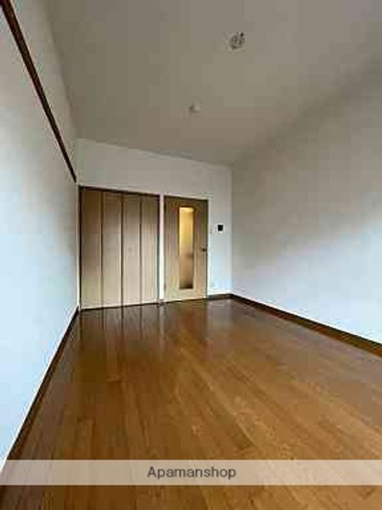 メゾンテンペルの居間