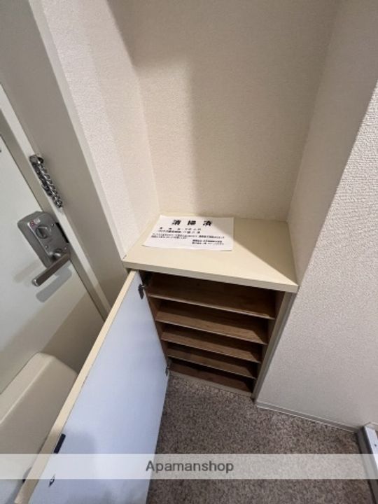 エオリア菖蒲池の玄関