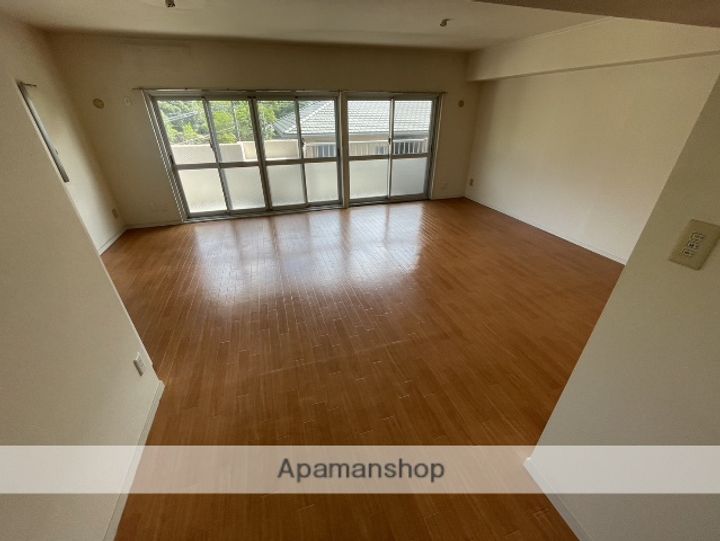 パピヨン香流の内装