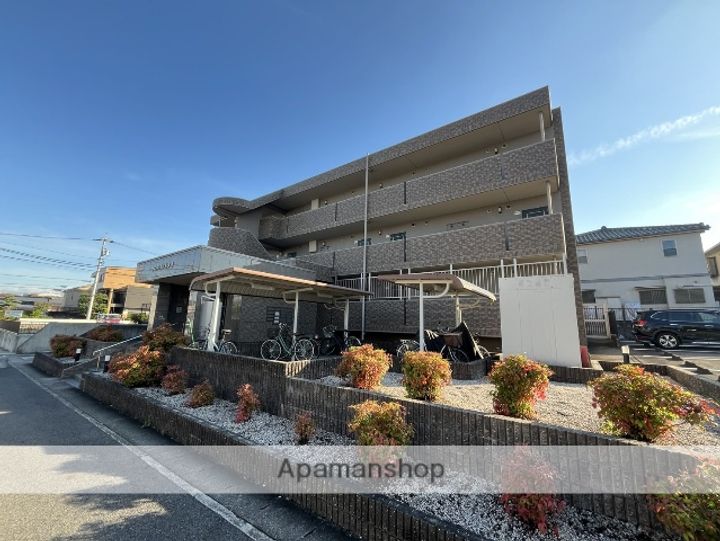 ウィンハイツ長久手の外観