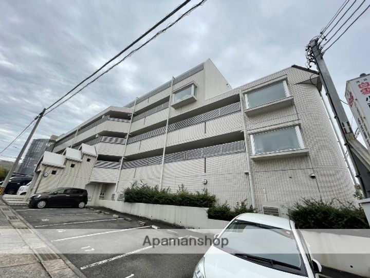 三幸マンションの外観