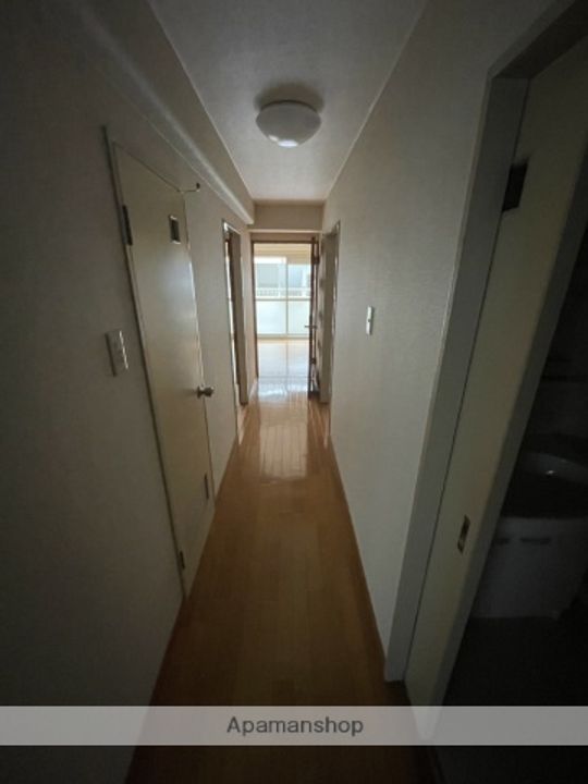 三幸マンションの内装