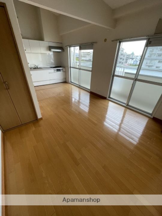 三幸マンションの内装
