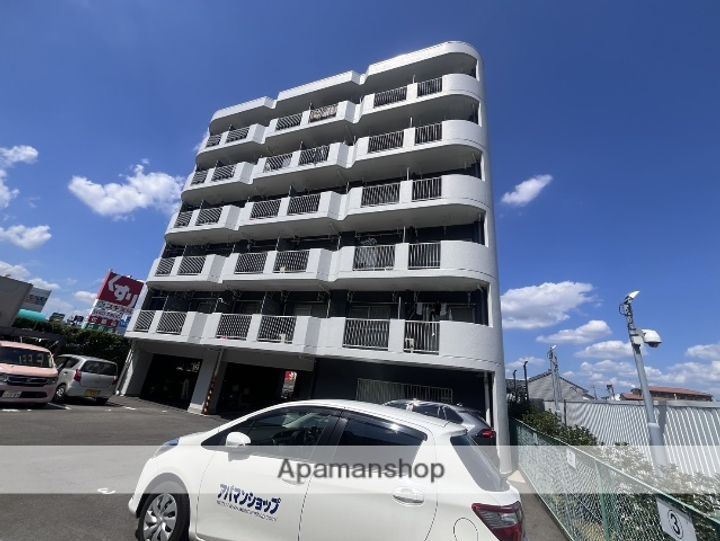 ダイコウビルの外観