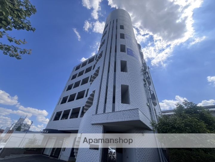 ダイコウビルの外観