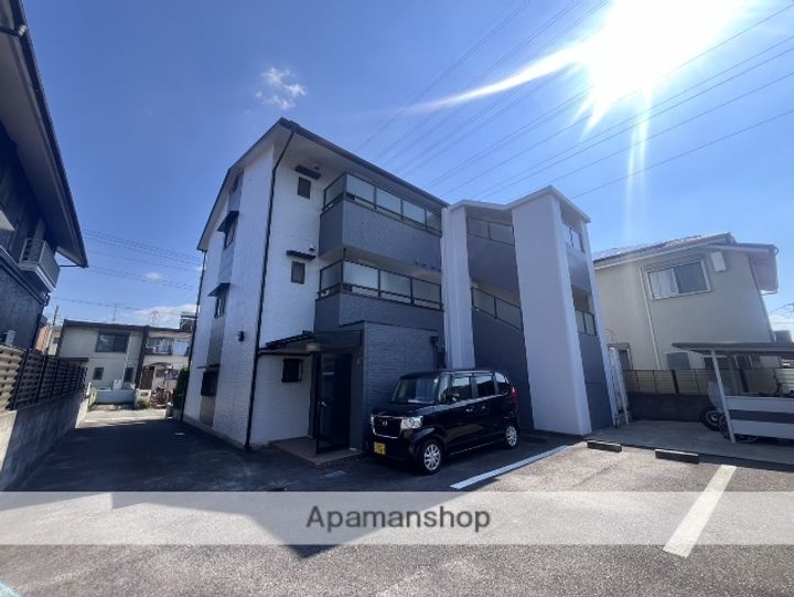 ロッキー猪子石の外観