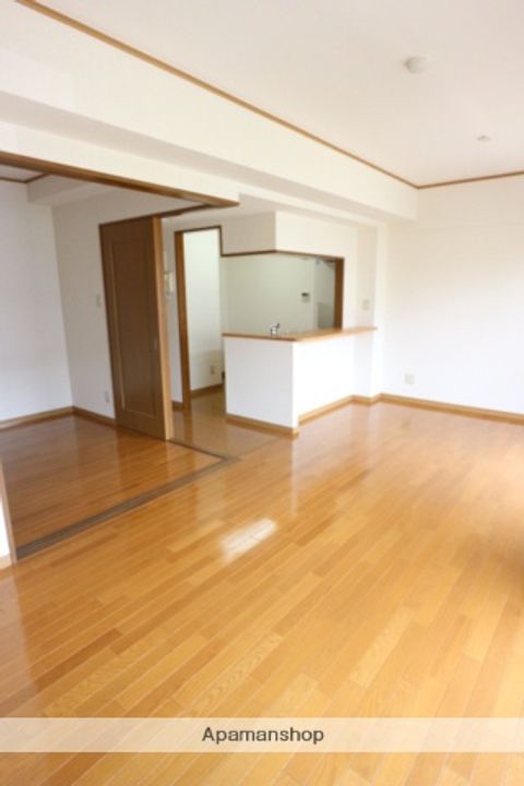 第一岸田ビルの内装
