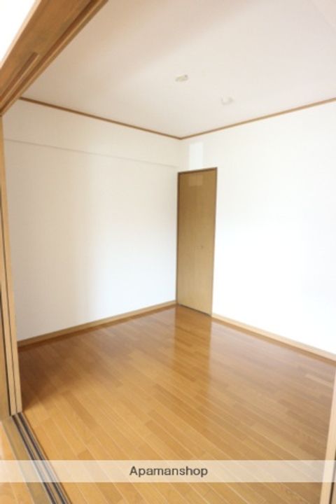 第一岸田ビルの内装